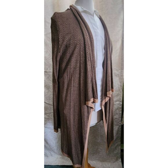 C50 United States Sweaters drape front black and tan chevron cardigan - Picture 1 of 9
